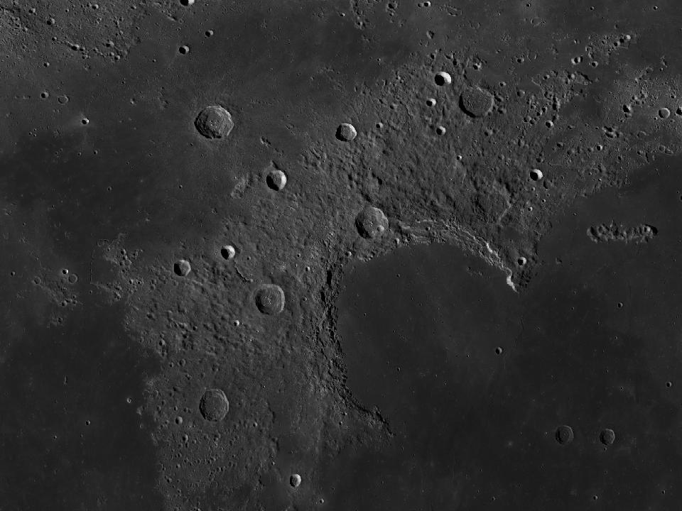 LROC photograph of Montes Jura