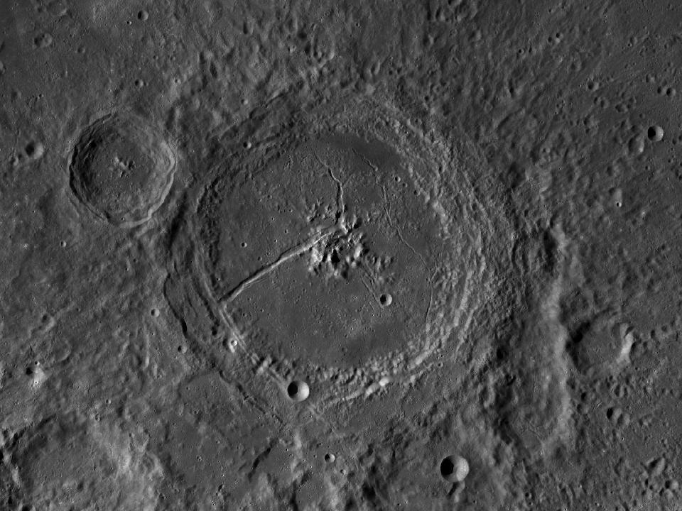 LROC photograph of Petavius
