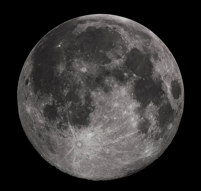 Luna moon solar system object